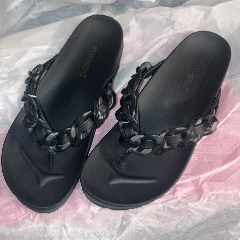 New! Public Eye Woven Flat Sandal